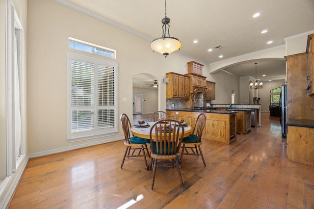 28618 Benders Crossing Drive, Spring, TX 77386