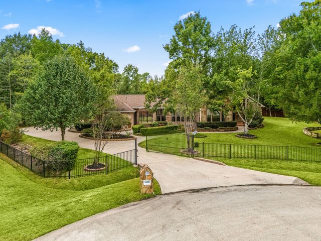 28618 Benders Crossing Drive, Spring, TX 77386