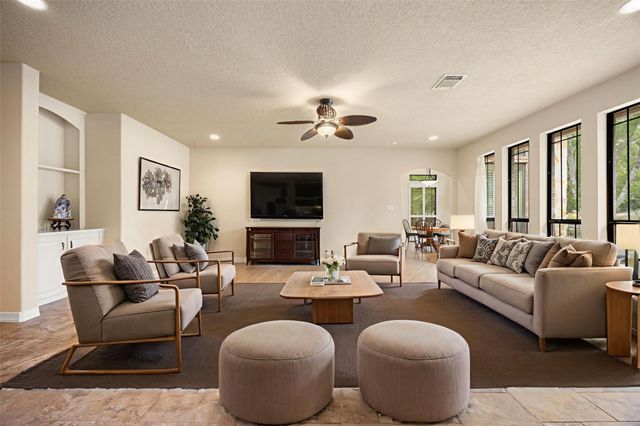 28618 Benders Crossing Drive, Spring, TX 77386