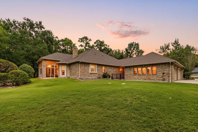 28618 Benders Crossing Drive, Spring, TX 77386