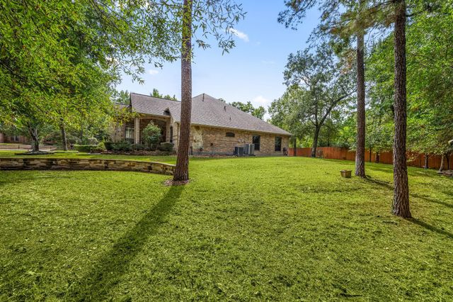 28618 Benders Crossing Drive, Spring, TX 77386