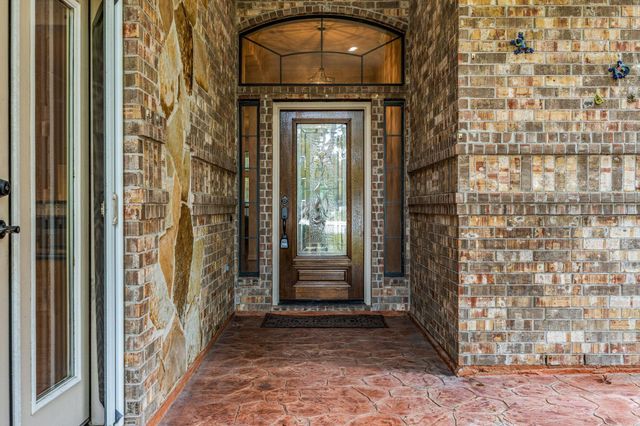 28618 Benders Crossing Drive, Spring, TX 77386