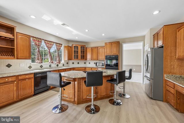 8510 LANIER OVERLOOK CT, Bristow, VA 20136