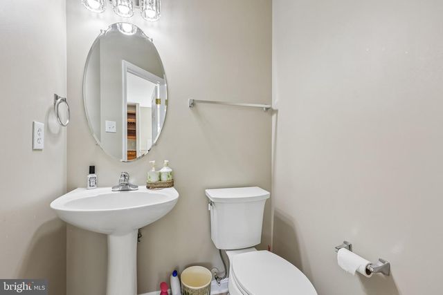 8510 LANIER OVERLOOK CT, Bristow, VA 20136