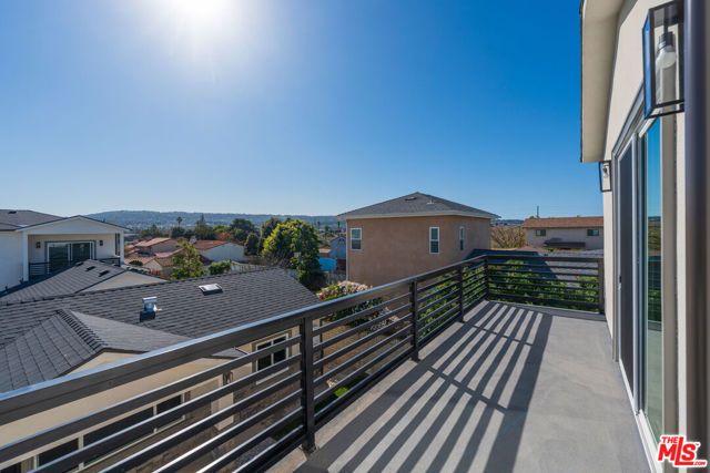 2130 W 238th Street, Torrance, CA 90501