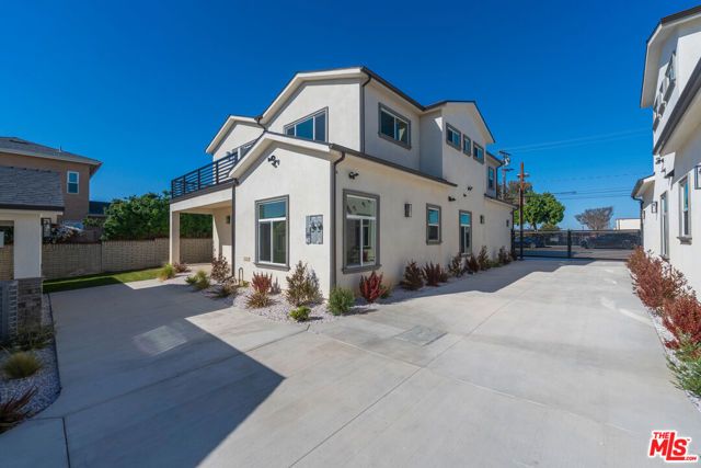 2130 W 238th Street, Torrance, CA 90501