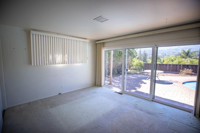 488 Knoll Drive, Los Altos, CA 94024