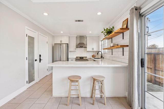 7865 Tamarack Dr, Dublin, CA 94568