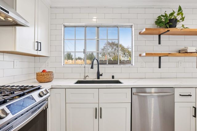 7865 Tamarack Dr, Dublin, CA 94568