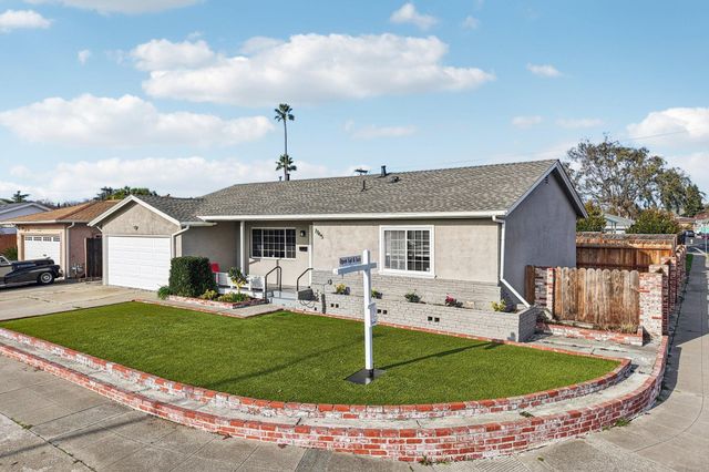 7865 Tamarack Dr, Dublin, CA 94568