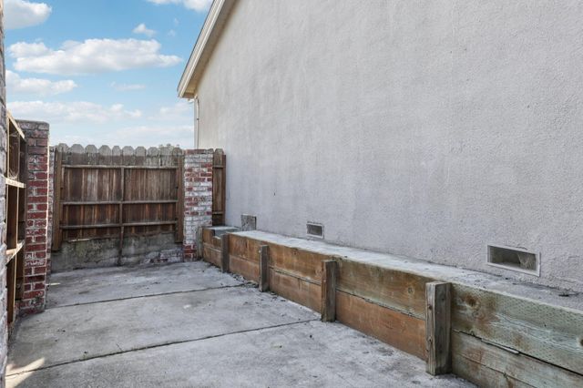 7865 Tamarack Dr, Dublin, CA 94568