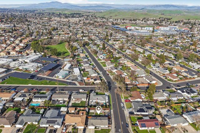 7865 Tamarack Dr, Dublin, CA 94568