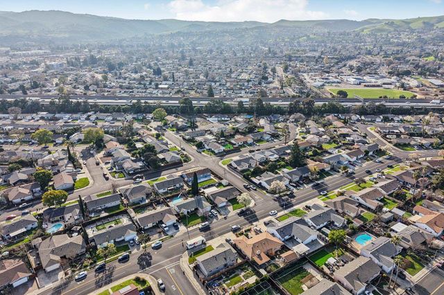 7865 Tamarack Dr, Dublin, CA 94568