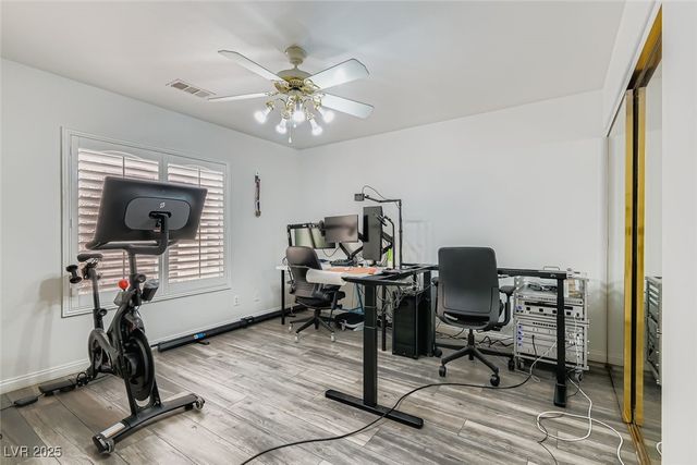 9037 Alpine Peaks Avenue, Las Vegas, NV 89147