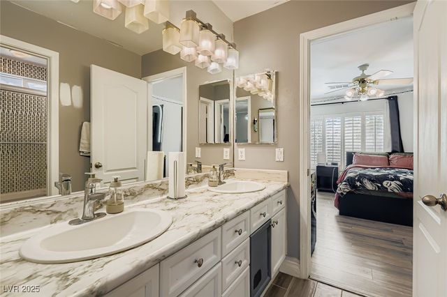 9037 Alpine Peaks Avenue, Las Vegas, NV 89147