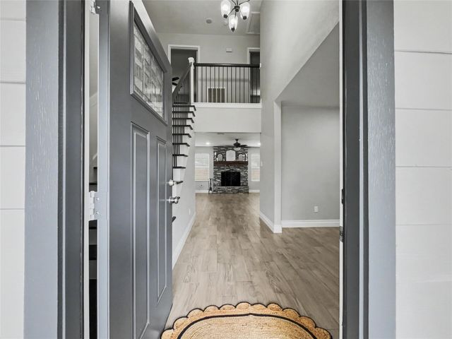 2127 Whispering Trails Circle, Kingwood, TX 77339