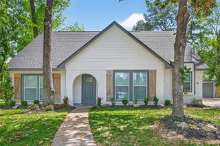 2127 Whispering Trails Circle, Kingwood, TX 77339