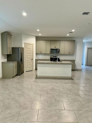 4930 Natchez Trace, Fresno, TX 77545