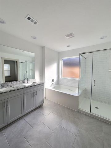 4930 Natchez Trace, Fresno, TX 77545