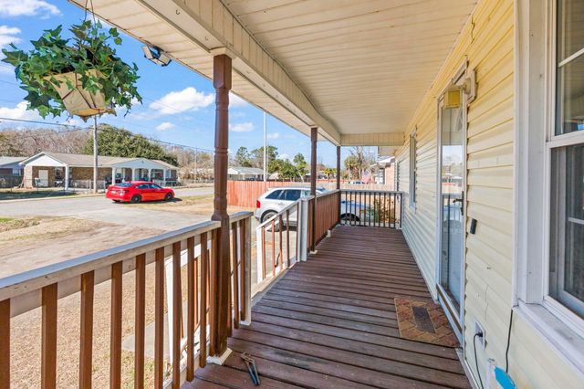 202 Luttie Rd., Myrtle Beach, SC 29588