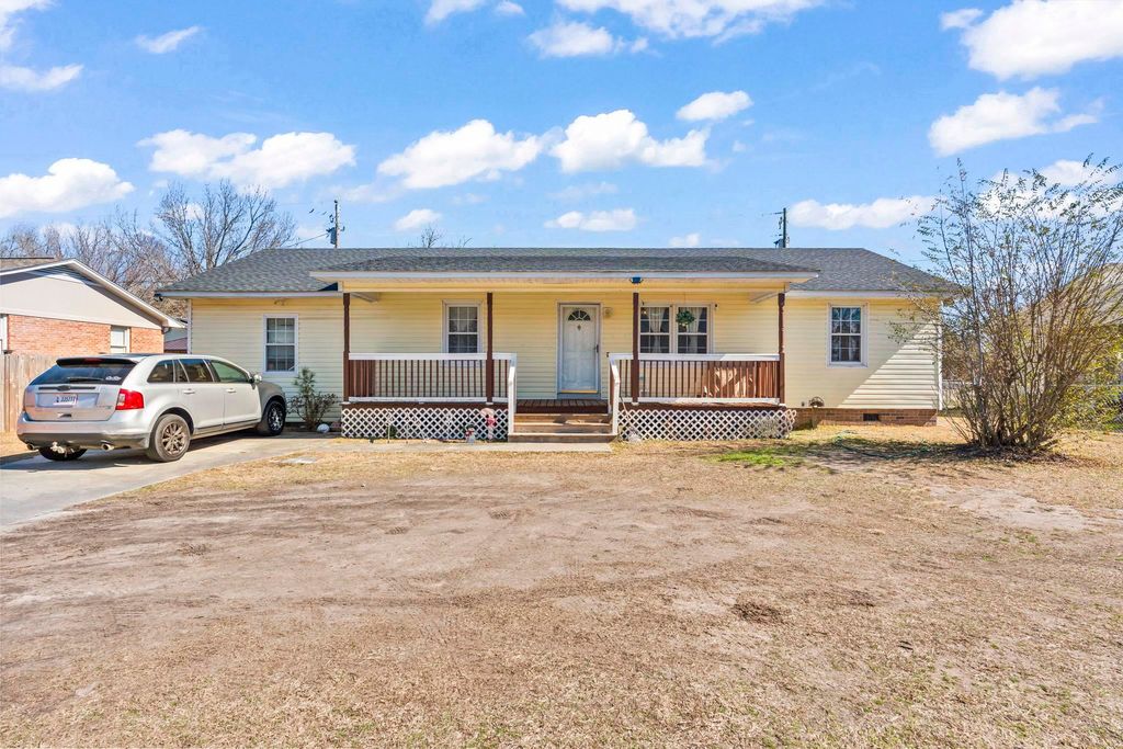 202 Luttie Rd., Myrtle Beach, SC 29588