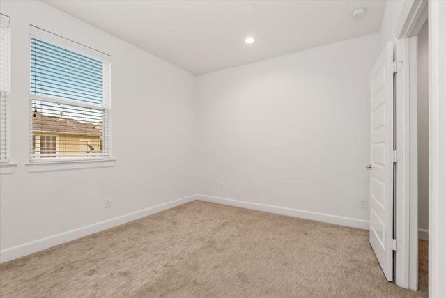 2777 Clinton Drive, Houston, TX 77020