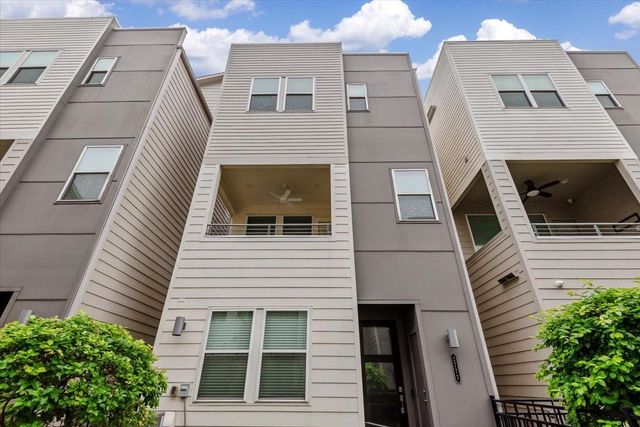 2777 Clinton Drive, Houston, TX 77020