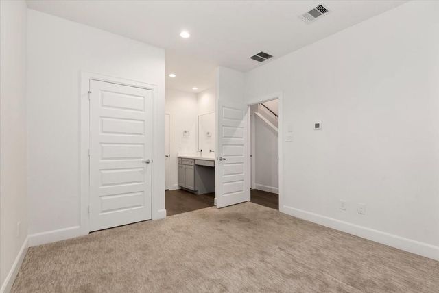 2777 Clinton Drive, Houston, TX 77020