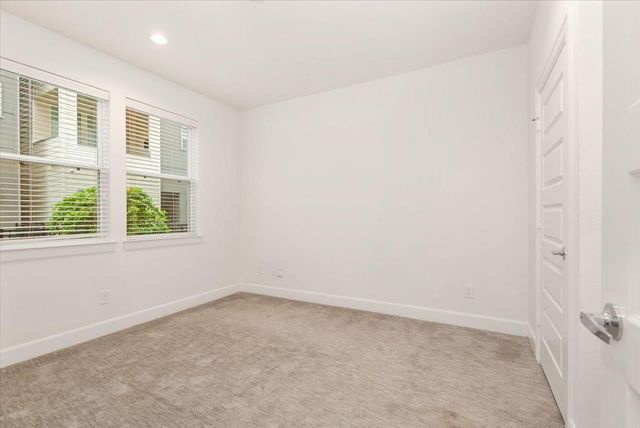 2777 Clinton Drive, Houston, TX 77020