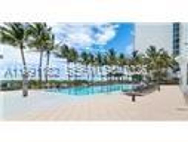 6801 Collins Ave 1208, Miami Beach, FL 33141