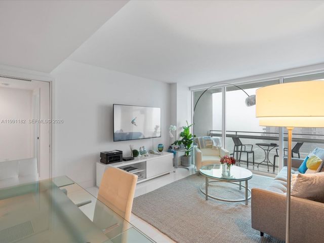 6801 Collins Ave 1208, Miami Beach, FL 33141