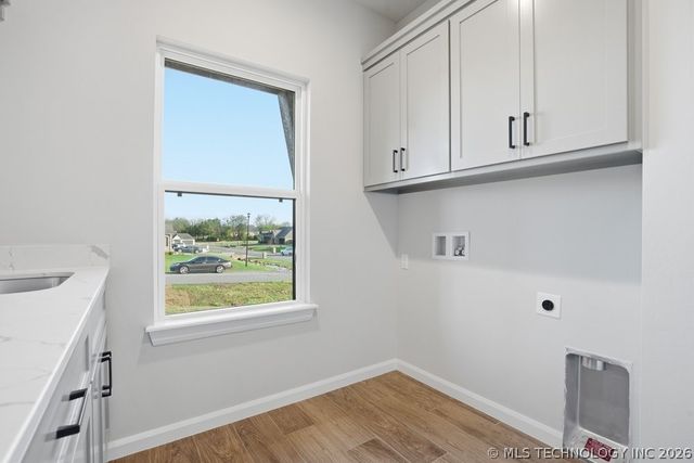 2116 E 45th Circle, Sand Springs, OK 74063