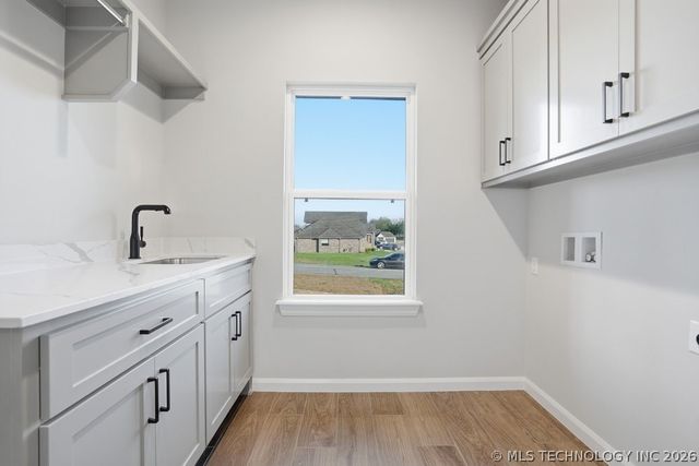 2116 E 45th Circle, Sand Springs, OK 74063