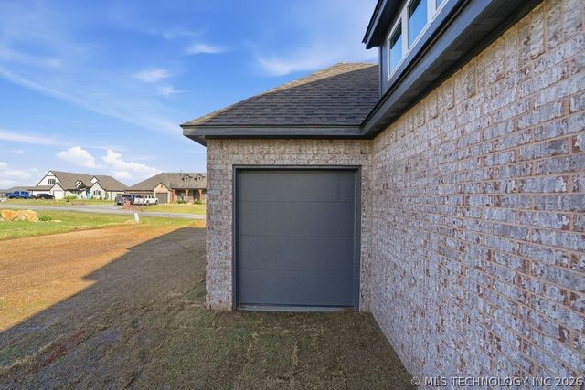 2116 E 45th Circle, Sand Springs, OK 74063