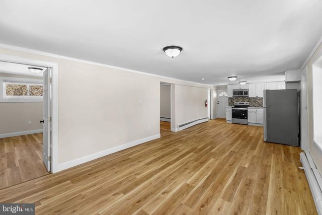 1241 CLAYTON RD, Williamstown, NJ 08094