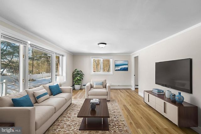 1241 CLAYTON RD, Williamstown, NJ 08094