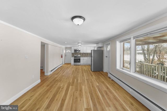 1241 CLAYTON RD, Williamstown, NJ 08094