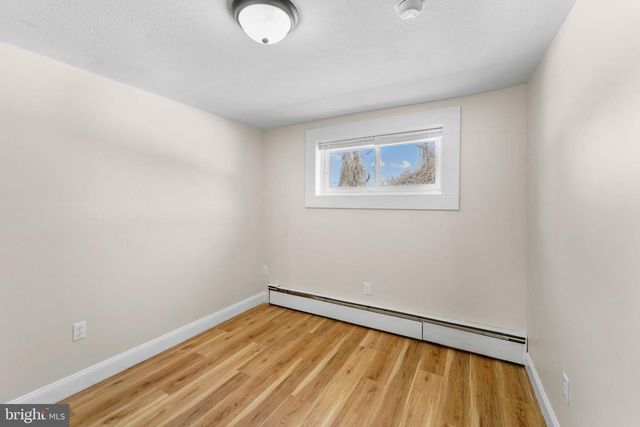 1241 CLAYTON RD, Williamstown, NJ 08094