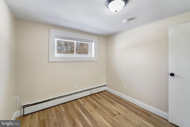 1241 CLAYTON RD, Williamstown, NJ 08094