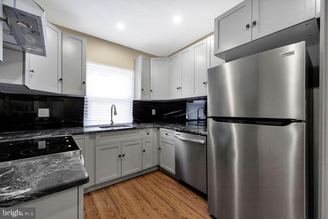 1016 ANDREWS AVE, Darby, PA 19023