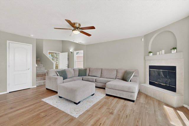 7612 Banyon Avenue NW, Albuquerque, NM 87114