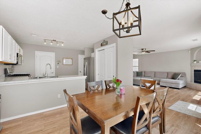7612 Banyon Avenue NW, Albuquerque, NM 87114