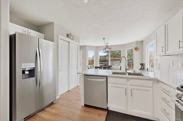 7612 Banyon Avenue NW, Albuquerque, NM 87114