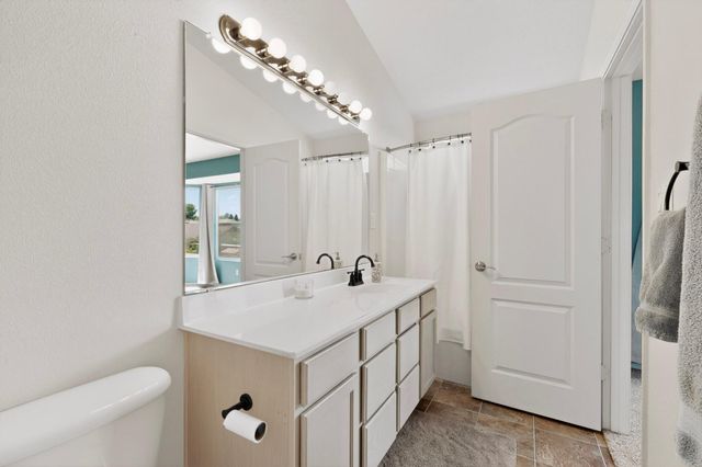 7612 Banyon Avenue NW, Albuquerque, NM 87114
