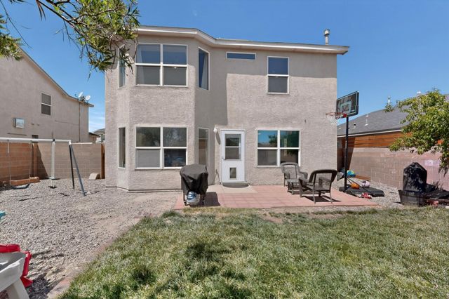 7612 Banyon Avenue NW, Albuquerque, NM 87114