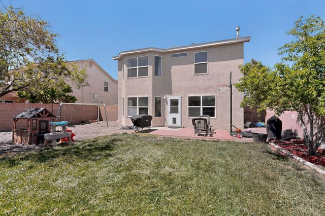 7612 Banyon Avenue NW, Albuquerque, NM 87114