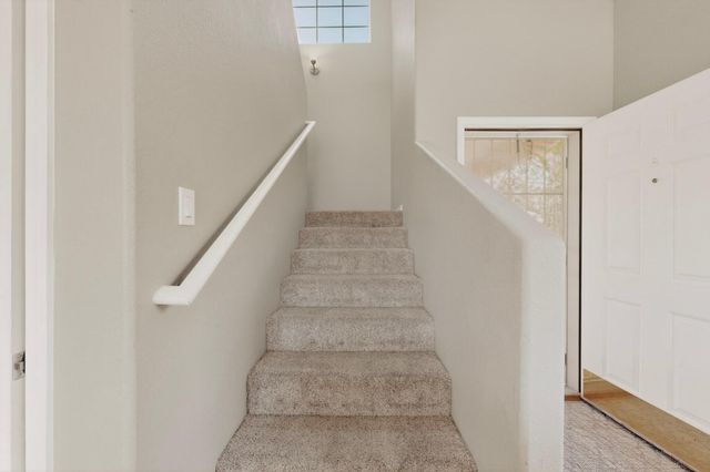 7612 Banyon Avenue NW, Albuquerque, NM 87114