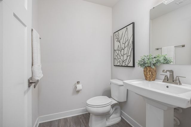 1610 Lila Dr, Murfreesboro, TN 37128