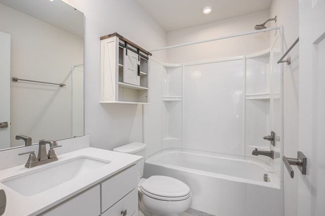 1610 Lila Dr, Murfreesboro, TN 37128