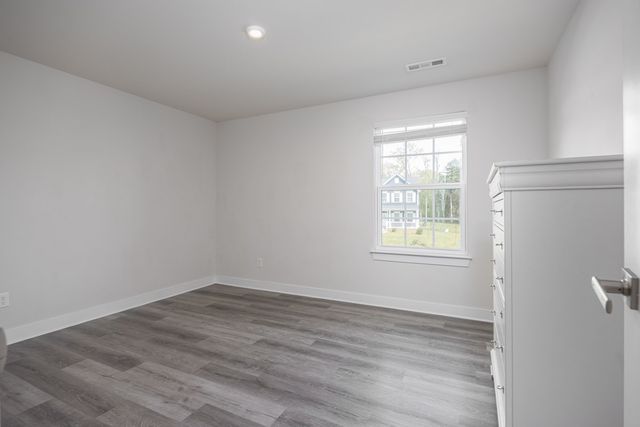 1610 Lila Dr, Murfreesboro, TN 37128